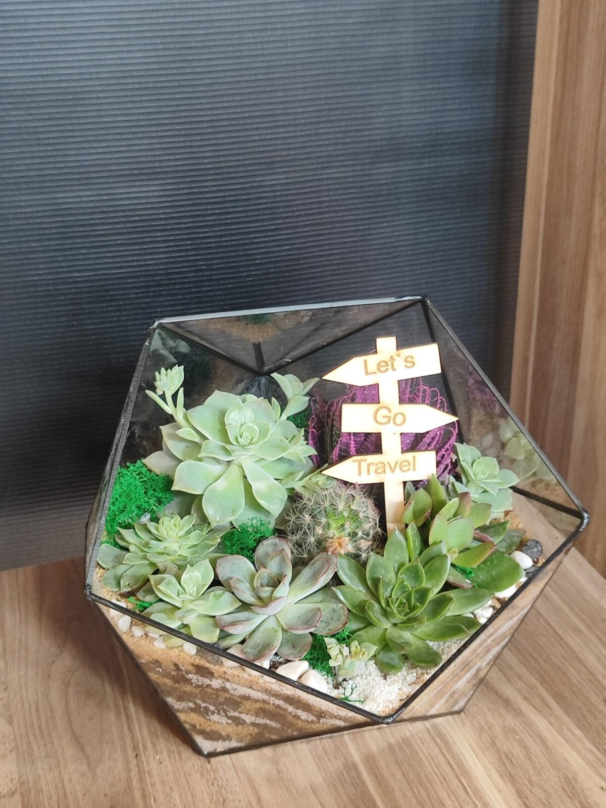 Müştərilər üçün xüsusi hazırlanmış Terrarium Korporativ Hədiyyə – Zərif və təbii